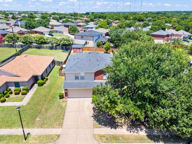 Aerial perspective of suburban area | Image 23
