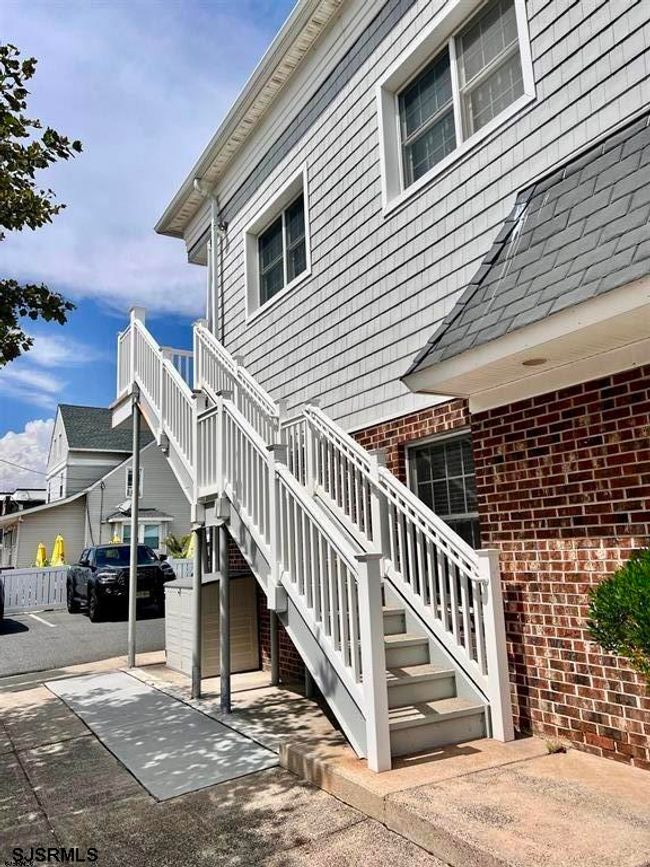 APT-3 - 7811 Atlantic Ave, Condo with 2 bedrooms, 1 bathrooms and null parking in MARGATE CITY NJ | Image 5