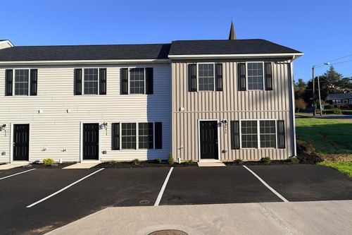 409 N Washington Ave, Pulaski, VA, 24301-4629 | Card Image