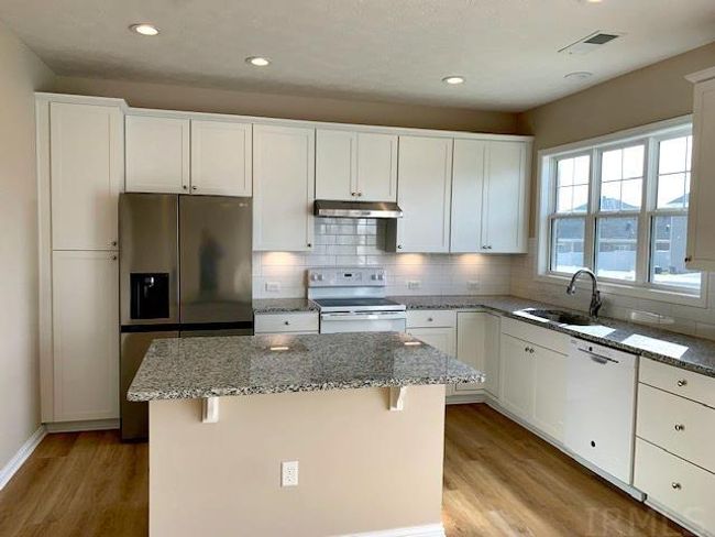 5621 Camden Dr, House other with 4 bedrooms, 3 bathrooms and null parking in Newburgh IN | Image 8