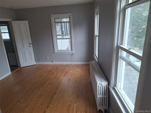 apt-3-343 Washington Ave, Kingston, NY, 12401-3750 | Card Image