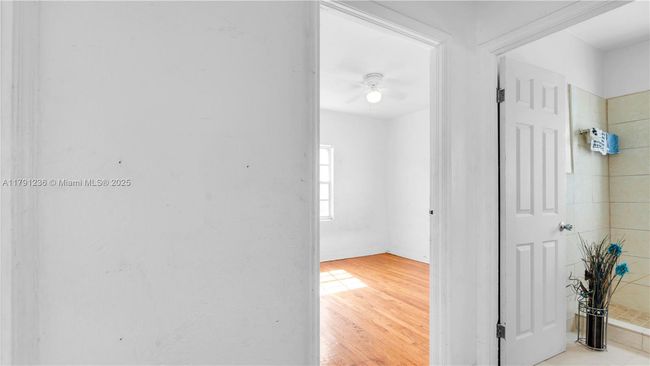 724 Nw 77 Th St, Home with 0 bedrooms, 0 bathrooms and 5 parking in Miami FL | Image 10