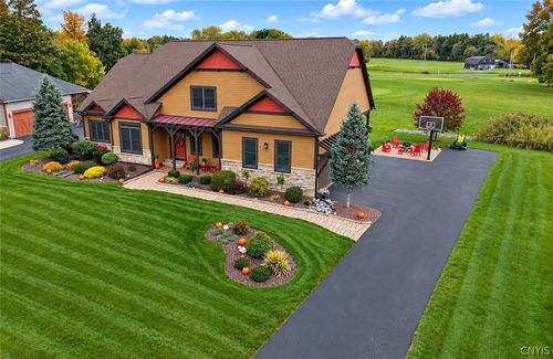3419 Long Shadow Dr, Lysander, NY, 13027-4243 | Card Image