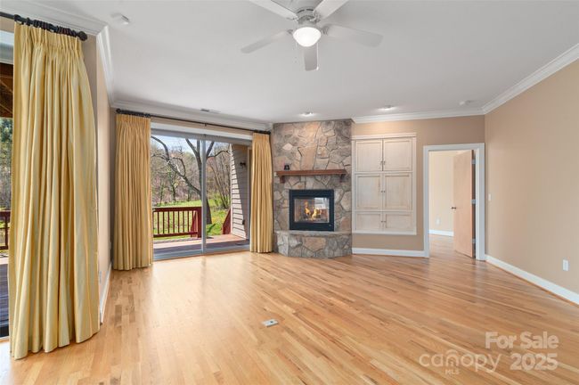 111 Augusta Cir, Townhouse with 3 bedrooms, 4 bathrooms and null parking in Waynesville NC | Image 18