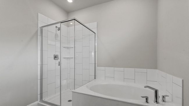 11316 Treehouse Trl, House other with 4 bedrooms, 3 bathrooms and null parking in Justin TX | Image 22