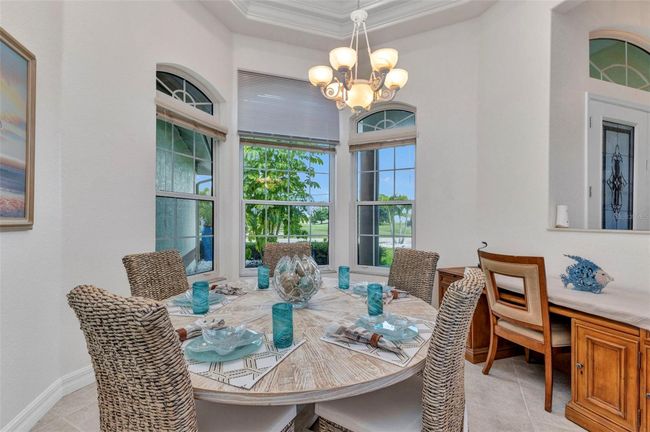 Formal Dining | Image 20