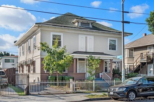 1276 W 22nd St, Los Angeles, CA, 90007 | Card Image