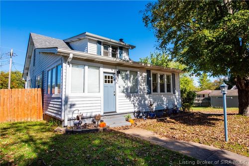 7124 High Street, Floyds Knobs, IN, 47150 | Card Image