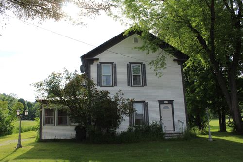 690 Main St, Albany, VT, 05820-6710 | Card Image