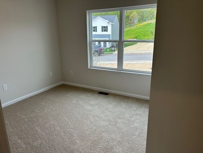 171 Smith Ln, Townhouse with 3 bedrooms, 2 bathrooms and 2 parking in Beaver Falls PA | Image 14