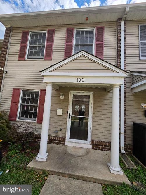102-102 Royal Court Lane N, CAMDEN, NJ, 08103 | Card Image