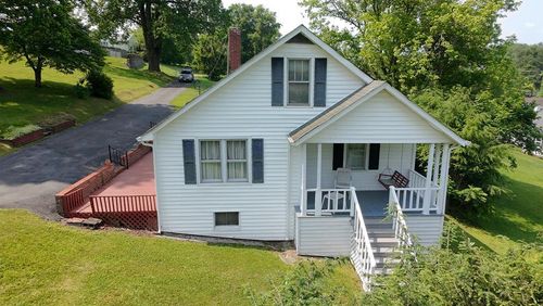 419 Adams St, Marion, VA, 24354-2024 | Card Image