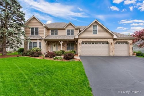 680 Spruce Tree Dr, Cary, IL, 60013-3141 | Card Image