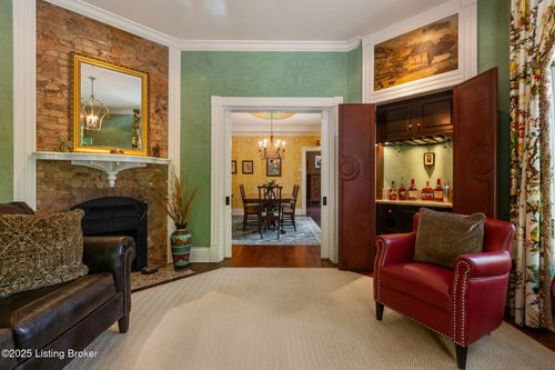 2300 Sycamore Ave, Louisville, KY, 40206-2421 | Card Image