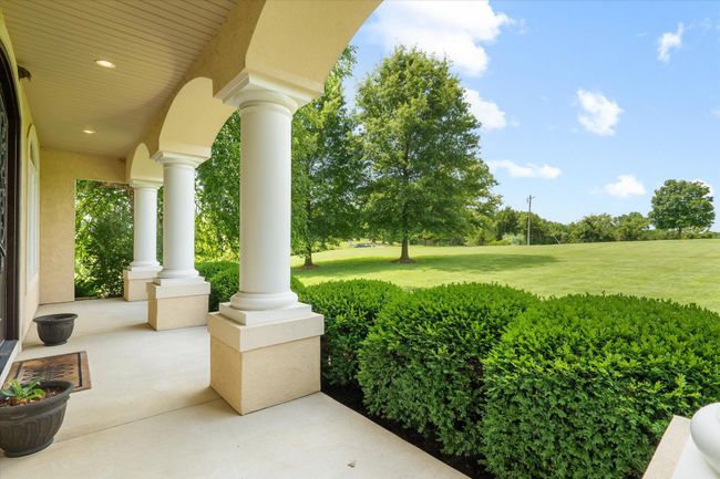8130 S Country Aire Ln, House other with 6 bedrooms, 5 bathrooms and null parking in COLUMBIA MO | Image 8