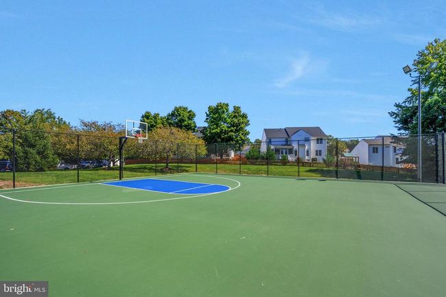 9404 Dalmahoy Ln, Townhouse with 2 bedrooms, 2 bathrooms and null parking in FREDERICKSBURG VA | Image 52