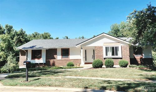 15455 Country Mill Ct, Chesterfield, MO, 63017-5118 | Card Image