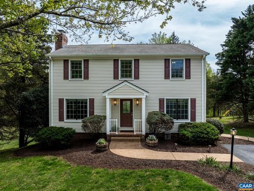 635 Windrift Dr, Earlysville, VA, 22936-9329 | Card Image