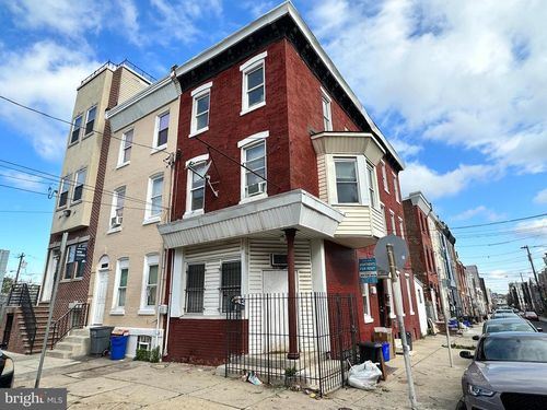 1811 W Montgomery Ave, PHILADELPHIA, PA, 19121-3122 | Card Image
