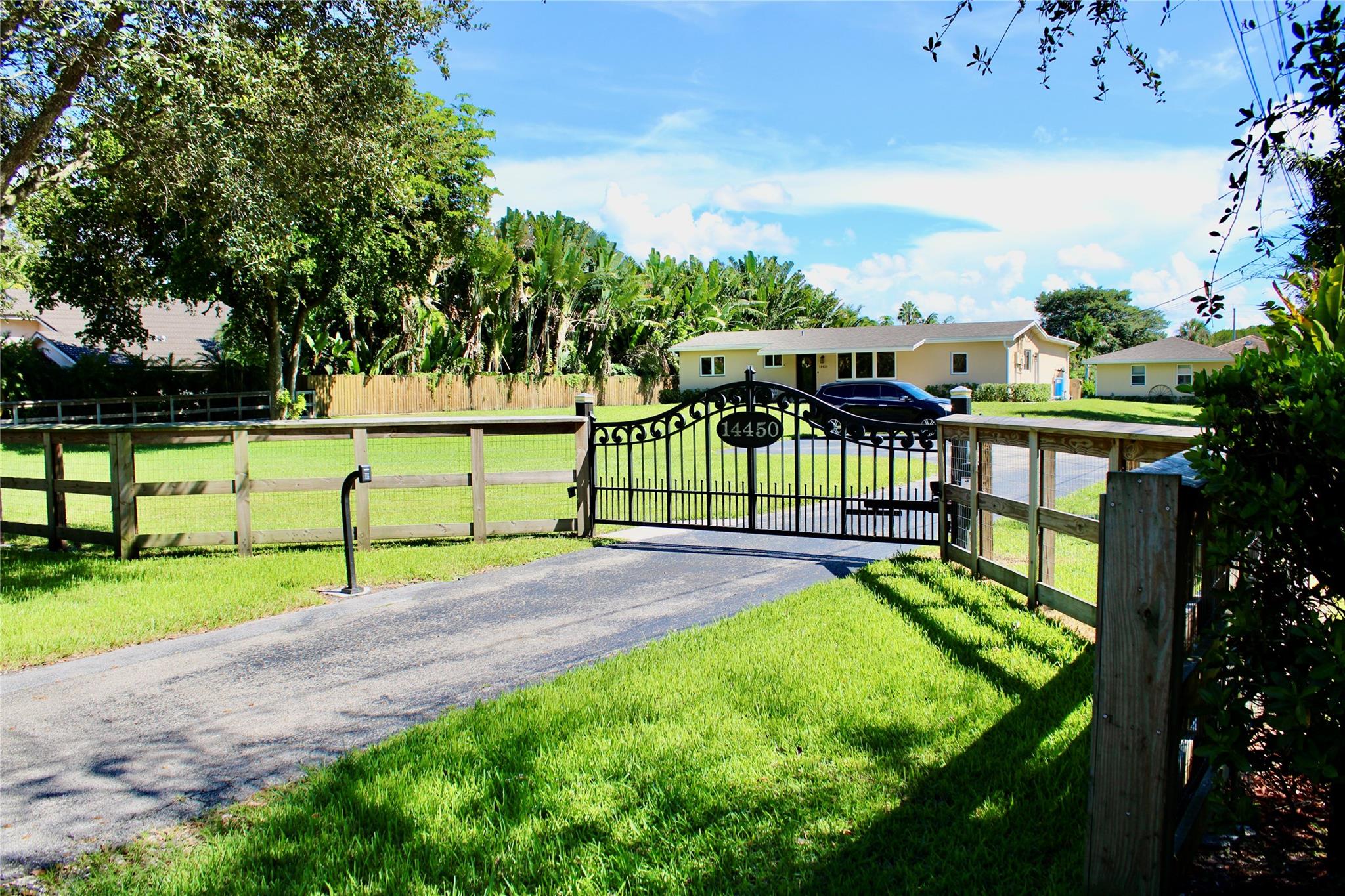 14450-sw-24th-st-inactive-in-davie-zoocasa