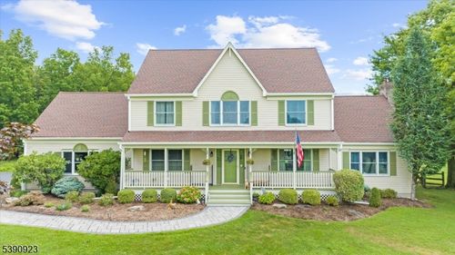138 Featherbed Ln, Flemington, NJ, 08822-5640 | Card Image