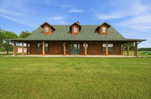 465 Emberson Ranch Rd, Pilot Point, TX, 76258-3153 | Card Image