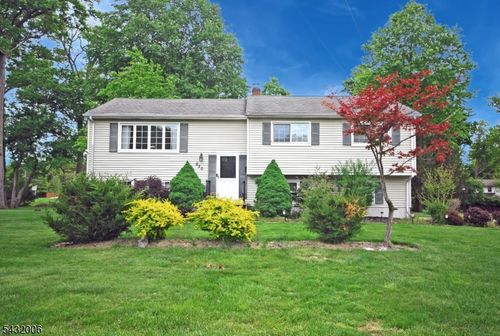 830 E Meadow Dr, Bound Brook, NJ, 08805-1443 | Card Image