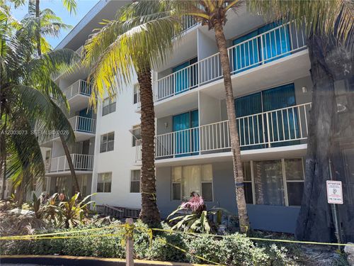 526-1805 Sans Souci Blvd, North Miami, FL, 33181-3065 | Card Image