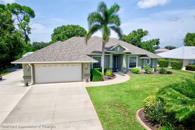 104 Citrus Road Ne, House other with 4 bedrooms, 2 bathrooms and null parking in Lake Placid FL | Image 1