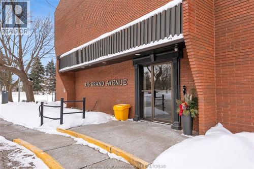 304-975 Grand Avenue W, Chatham, ON, N7L4Z6 | Card Image