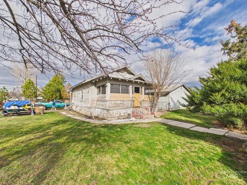 206 W 12th St, Emmett, ID, 83617-3551 | Card Image