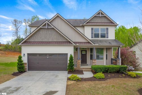 9 Amber Oaks Dr, Greer, SC, 29651-1922 | Card Image