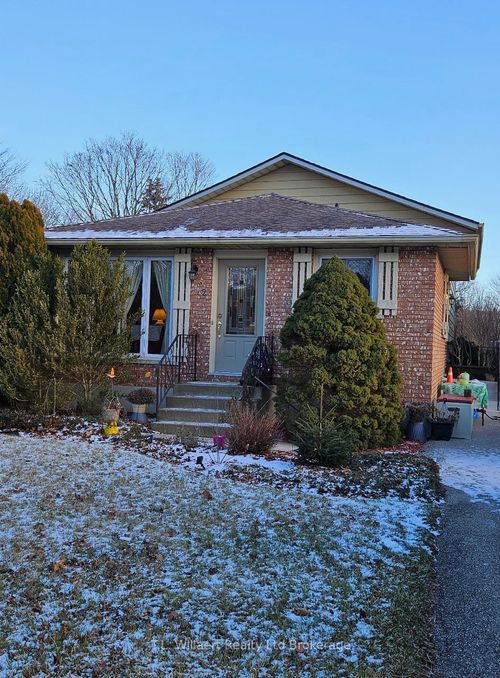 52 Trottier Dr, Tillsonburg, ON, N4G4R2 | Card Image