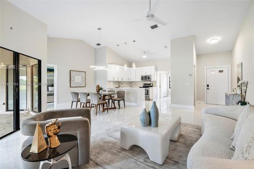 5794 Parkwalk Cir W, Boynton Beach, FL, 33472-2316 | Card Image