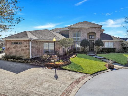 145 Bluewing Ct, Orange, TX, 77630-7209 | Card Image