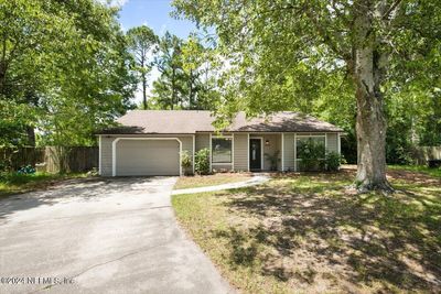 1830 Blarney Circle, House other with 3 bedrooms, 2 bathrooms and null parking in Middleburg FL | Image 1