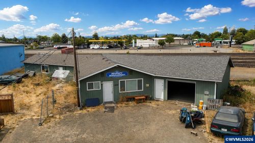 1624 Ferry St Sw, Albany, OR, 97322 | Card Image