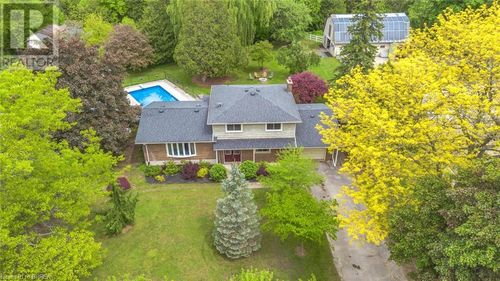 56 5th Concession Rd, Burford, ON, N0E1A0 | Card Image