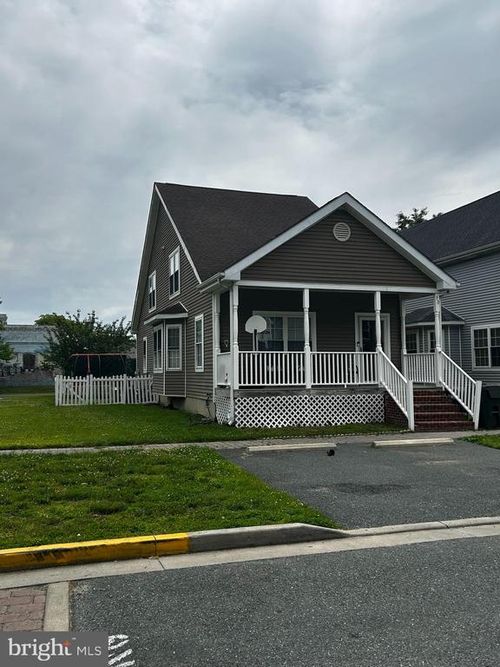 30 Kelley Gibson St, EASTON, MD, 21601-3502 | Card Image