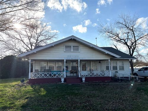 520 S Main Street, Wetumka, OK, 74883 | Card Image