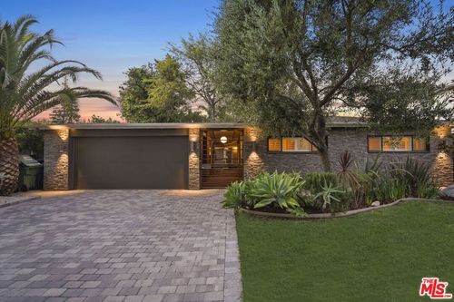 12815 Sarah St, Studio City, CA, 91604-1137 | Card Image