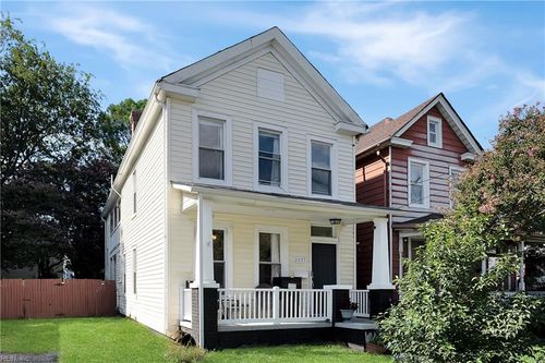 2427 West Ave, Norfolk, VA, 23504-2042 | Card Image