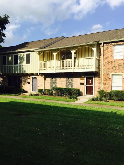 70-10466 Hammerly Blvd, Houston, TX, 77043-2103 | Card Image