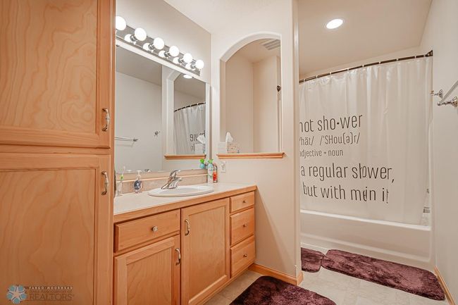 Lower Level Bathroom | Image 32