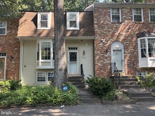 10025 Chestnut Wood Ln, BURKE, VA, 22015-2702 | Card Image
