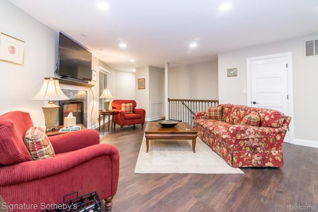 Great Room | Image 19