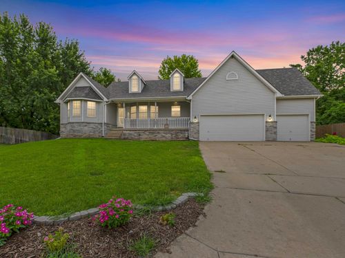 1497 Boxwood Ln, Haysville, KS, 67060-1062 | Card Image