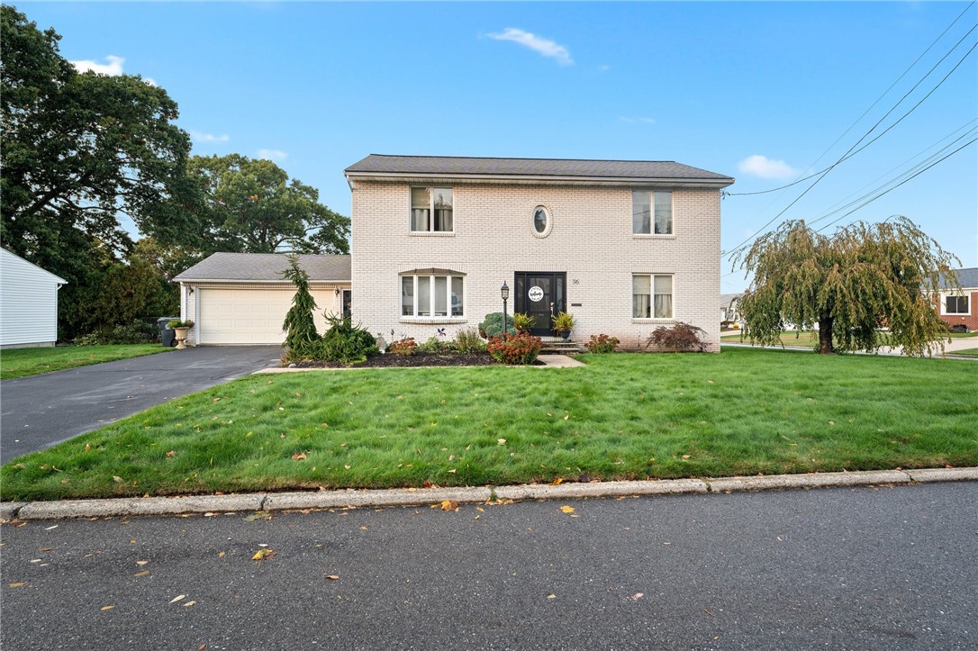 Jenks St, East Providence, RI 02914