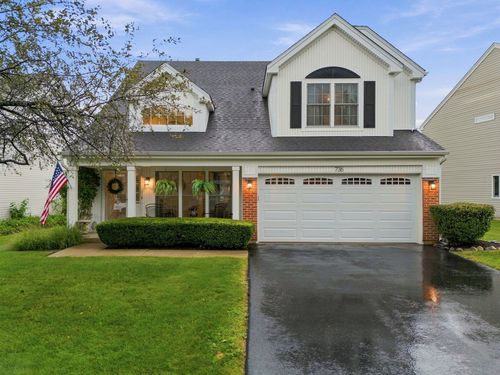 736 Wildflower Cir, Naperville, IL, 60540-6222 | Card Image