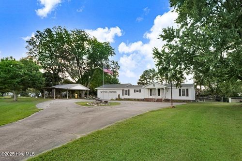 2582 Bakers Chapel Rd, Smithfield, NC, 27577-8650 | Card Image